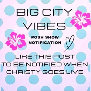 NWT Boutique Christy's Live Show Notification Women Clothing S-Plus
